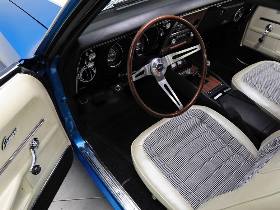  Chevrolet Camaro Z28 RS 1968 года  (фото 11 из 14)